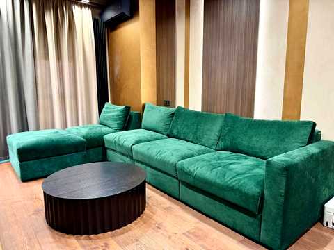 квартира за адресою Салютна вул., 2к6