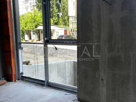 комерційна за адресою Предславинська вул., 35