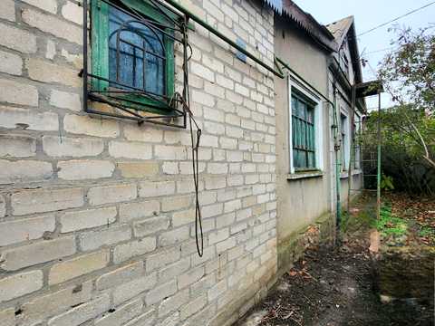 будинок за адресою Івана Луценка вул.