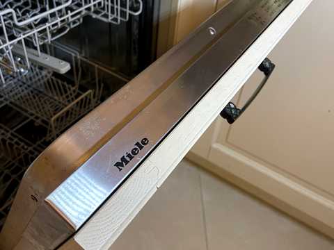 будинок за адресою Садово-Ботанічна вул. (Тимірязєвська)