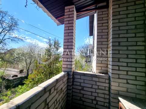 будинок за адресою с. Бобрик, Садова 6