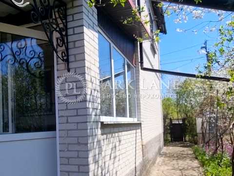 будинок за адресою с. Бобрик, Садова 6