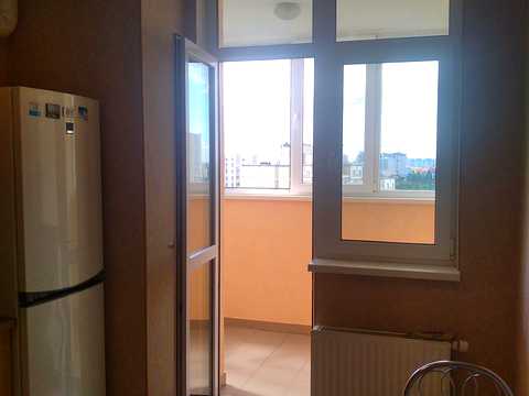 квартира за адресою Ревуцького вул., 7-В