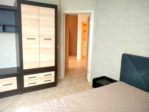квартира за адресою Ревуцького вул., 7-В