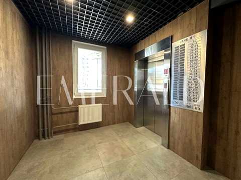 квартира за адресою Сім'ї Кульженків вул. (Петра Дегтяренка), 21