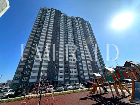 квартира за адресою Сім'ї Кульженків вул. (Петра Дегтяренка), 21