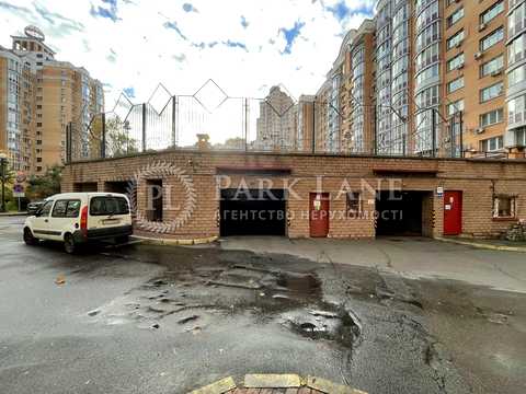 паркомісце за адресою Володимира Івасюка просп. (Героїв Сталінграду), 8