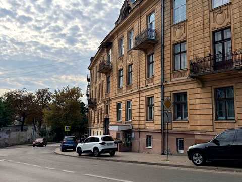 квартира по адресу Максима Кривоноса ул., 7