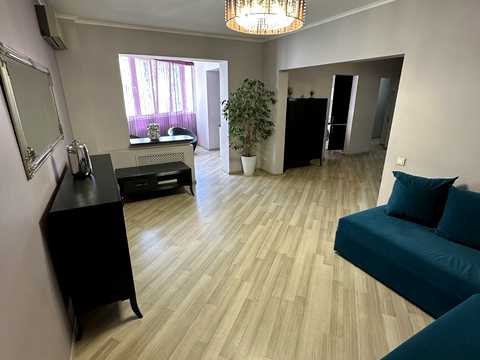 квартира по адресу Олены Пчилки ул., 4