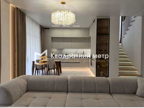 будинок за адресою Князя Володимира