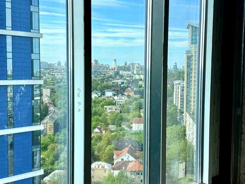 квартира за адресою Звіринецька вул., 70-А