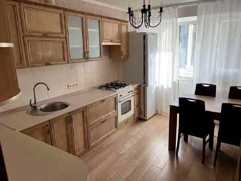 квартира за адресою Академіка Білецького вул., 10