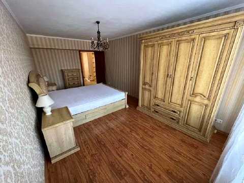 квартира за адресою Академіка Білецького вул., 10