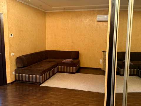 квартира за адресою Таїрова вул., 6/2
