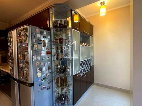 квартира за адресою Франка Івана, 137 