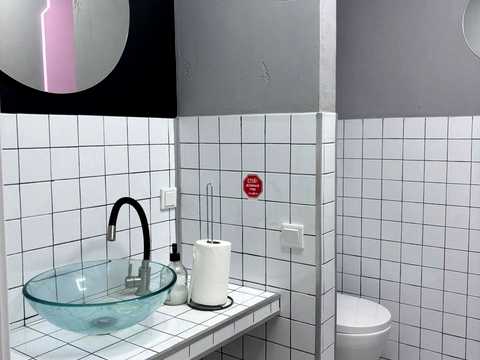 коммерческая по адресу Роксоланы ул., 87