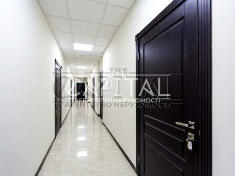 комерційна за адресою Спаська вул., 5