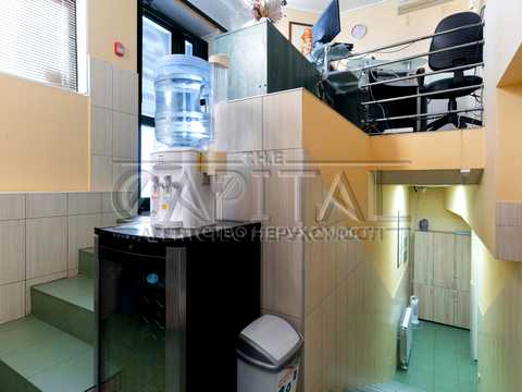 коммерческая по адресу Петра Григоренка, 28