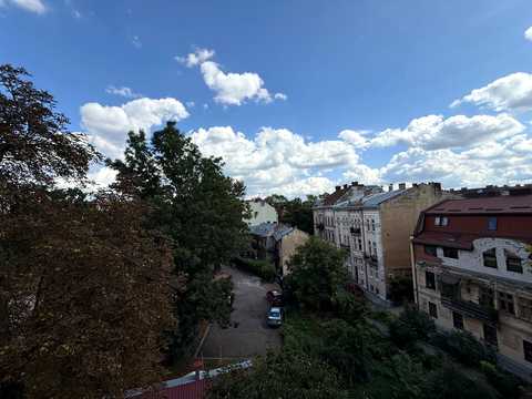 квартира за адресою Василя Стефаника вул., 11