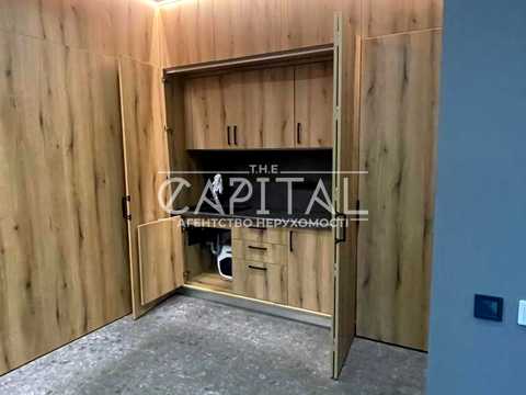 коммерческая по адресу Кловский спуск, 7