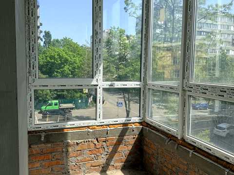 квартира за адресою Київ, Половецька вул., 4