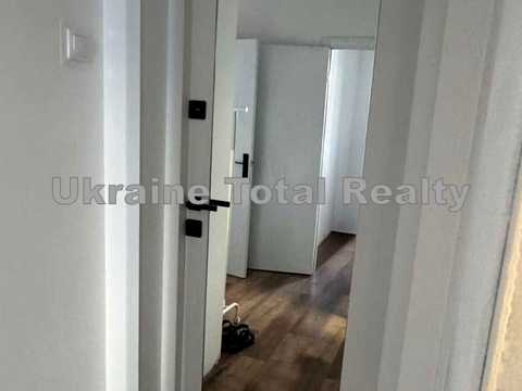 квартира за адресою Анни Ахматової вул., 35-А