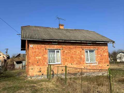 будинок за адресою Молодіжна вул.