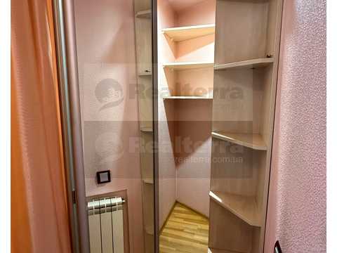 квартира за адресою Прирічна вул., 19