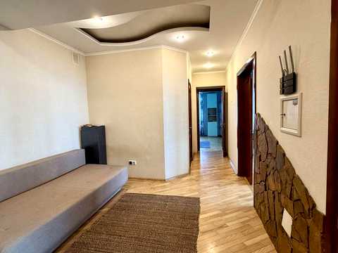 квартира за адресою Михайла Котельникова вул., 1