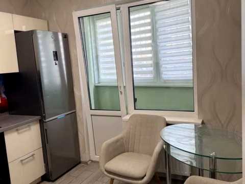 квартира за адресою Софії Русової вул., 7