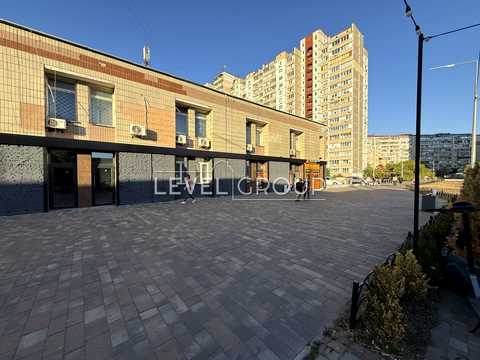 комерційна за адресою Оноре де Бальзака вул., 64