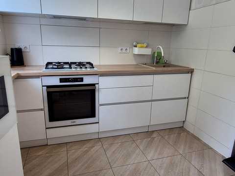 квартира за адресою Наукова вул., 18