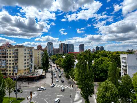 квартира по адресу Леси Украинки бульв., 11