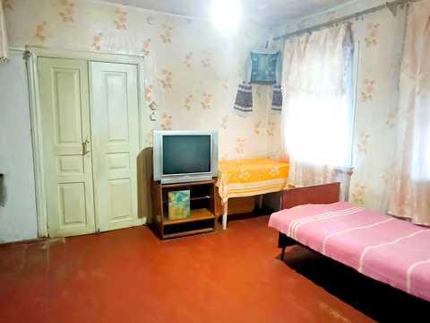 дом по адресу с. Пироговичи, українська, 45