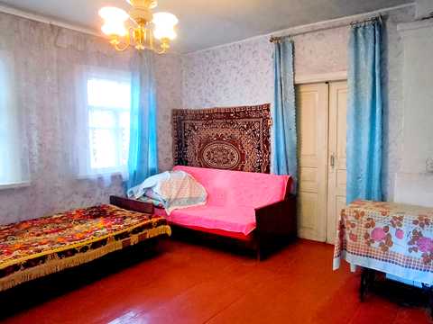 дом по адресу с. Пироговичи, українська, 45
