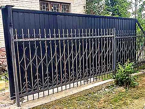 дом по адресу Лікарська ул.