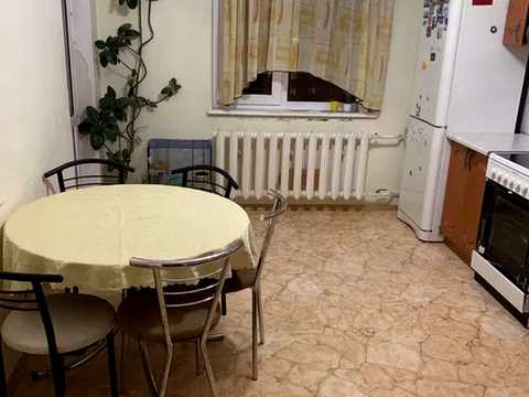 квартира за адресою Драгоманова вул., 12