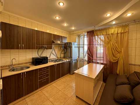квартира за адресою Анни Ахматової вул., 35-А