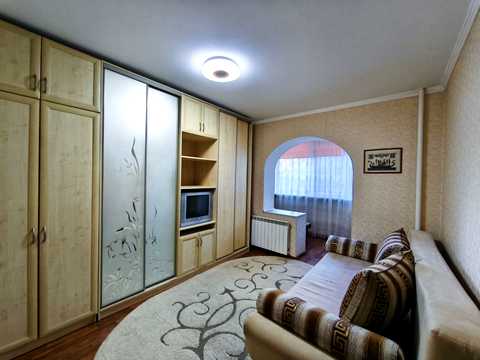 квартира за адресою Ревуцького вул., 19/1