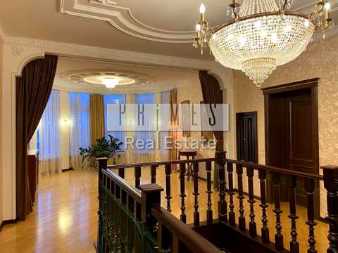 будинок за адресою Грушевського вул.