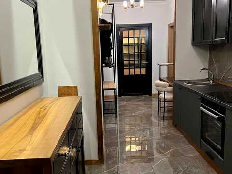квартира за адресою Героїв Крут вул., 8