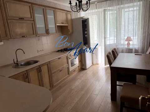 квартира за адресою Академіка Білецького вул., 10