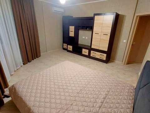 квартира за адресою Ревуцького вул., 7-В