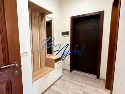 квартира за адресою Миру вул., 2