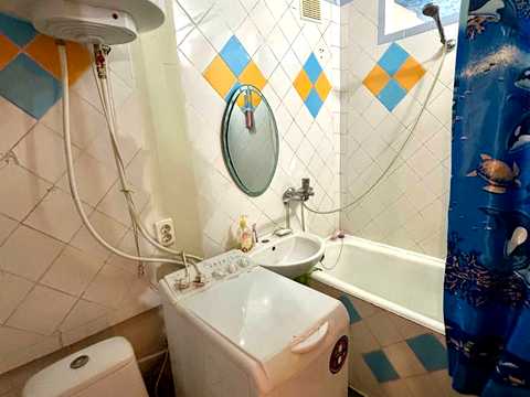 квартира за адресою Капітана Кузнєцова вул., 93
