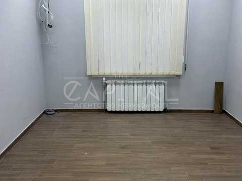 комерційна за адресою Марганецька вул., 8/12