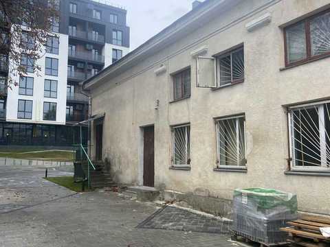 комерційна за адресою Львів, Юрія Руфа вул., 45
