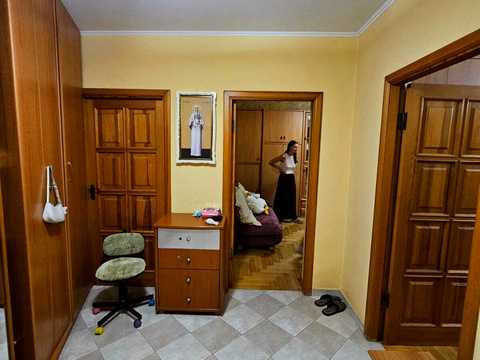 квартира за адресою Анни Ахматової вул., 15