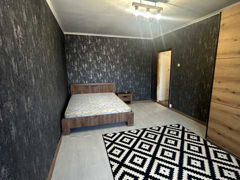 квартира за адресою Чорних Запорожців вул. (Короленка), 50