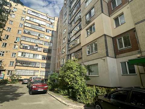 квартира за адресою Чорних Запорожців вул. (Короленка), 50